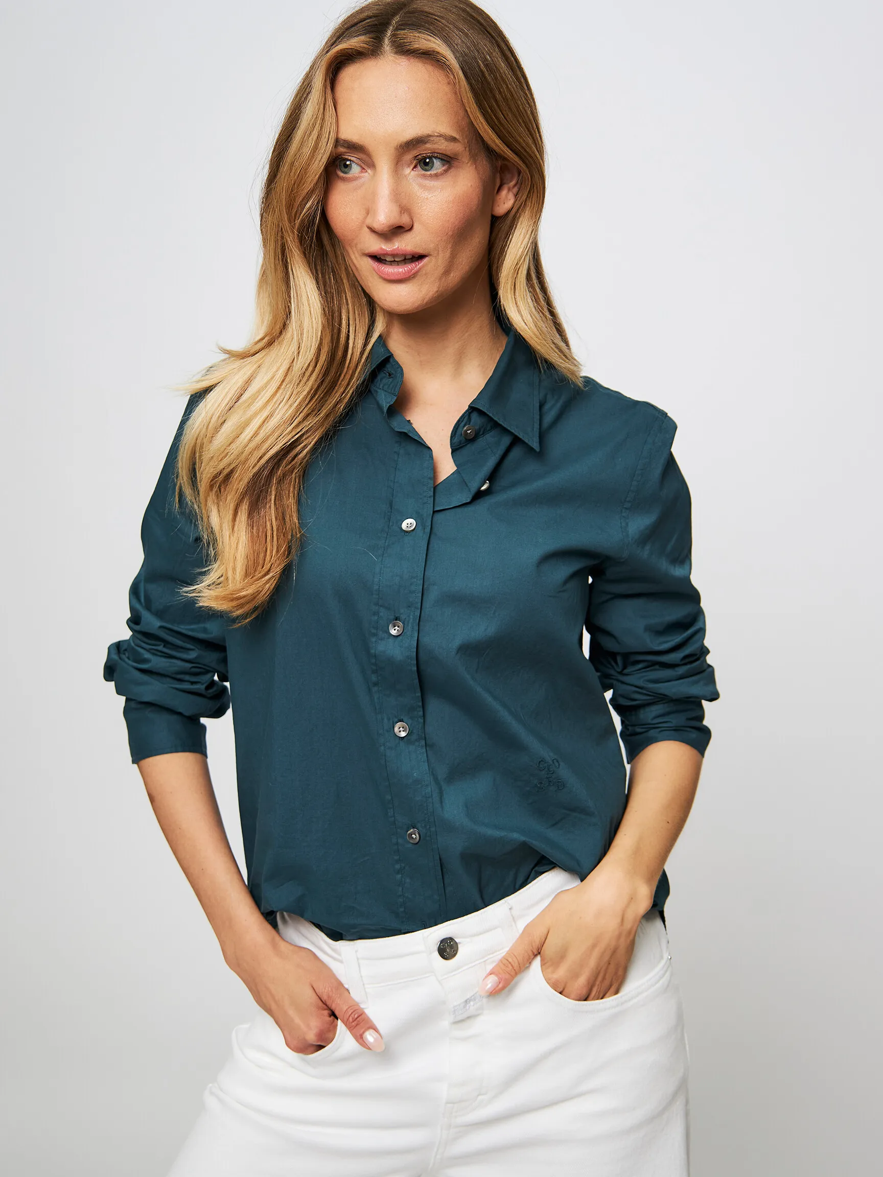 Closed Cotton blouse